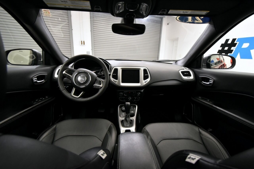 2021 Jeep Compass 80th Anniversary Edition 4x4 4dr SUV, Red, Mileage: 62,306 - photo 19