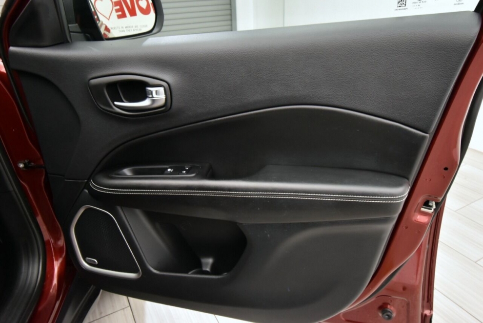 2021 Jeep Compass 80th Anniversary Edition 4x4 4dr SUV, Red, Mileage: 62,306 - photo 26