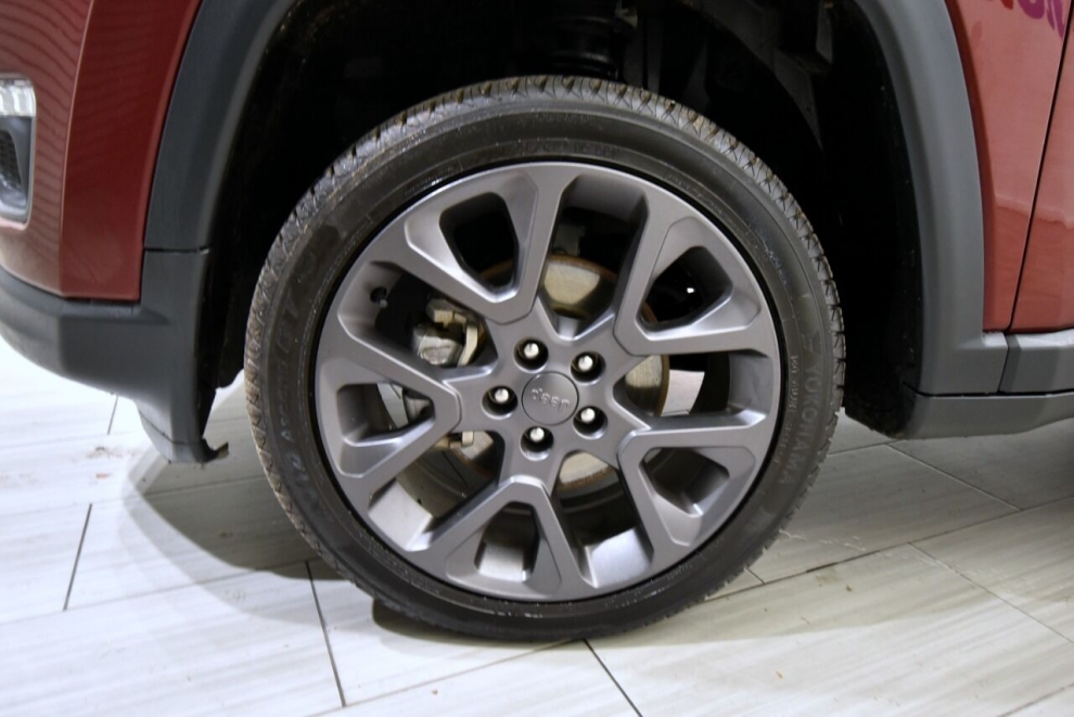 2021 Jeep Compass 80th Anniversary Edition 4x4 4dr SUV, Red, Mileage: 62,306 - photo 10