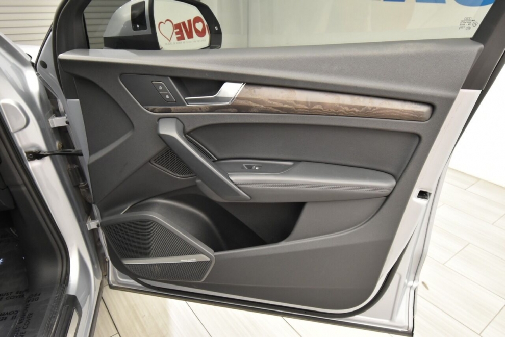 2019 Audi Q5 2.0T quattro Premium Plus AWD 4dr SUV, Silver, Mileage: 62,699 - photo 26