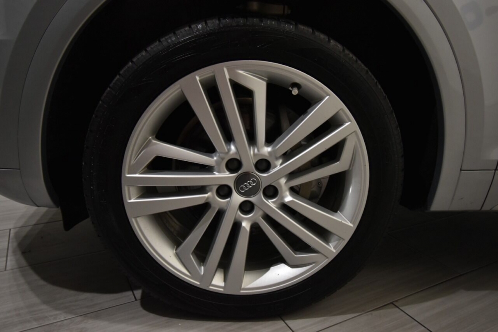 2019 Audi Q5 2.0T quattro Premium Plus AWD 4dr SUV, Silver, Mileage: 62,702 - photo 9