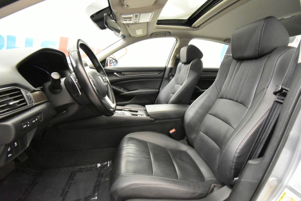2020 Honda Accord Touring 4dr Sedan, Silver, Mileage: 86,547 - photo 13