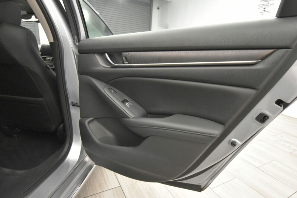 2020 Honda Accord Touring 4dr Sedan, Silver, Mileage: 86,547 - photo 22
