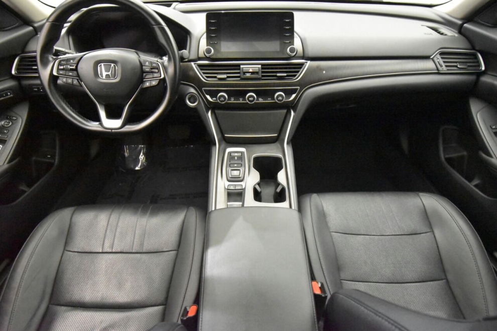 2020 Honda Accord Touring 4dr Sedan, Silver, Mileage: 86,547 - photo 26