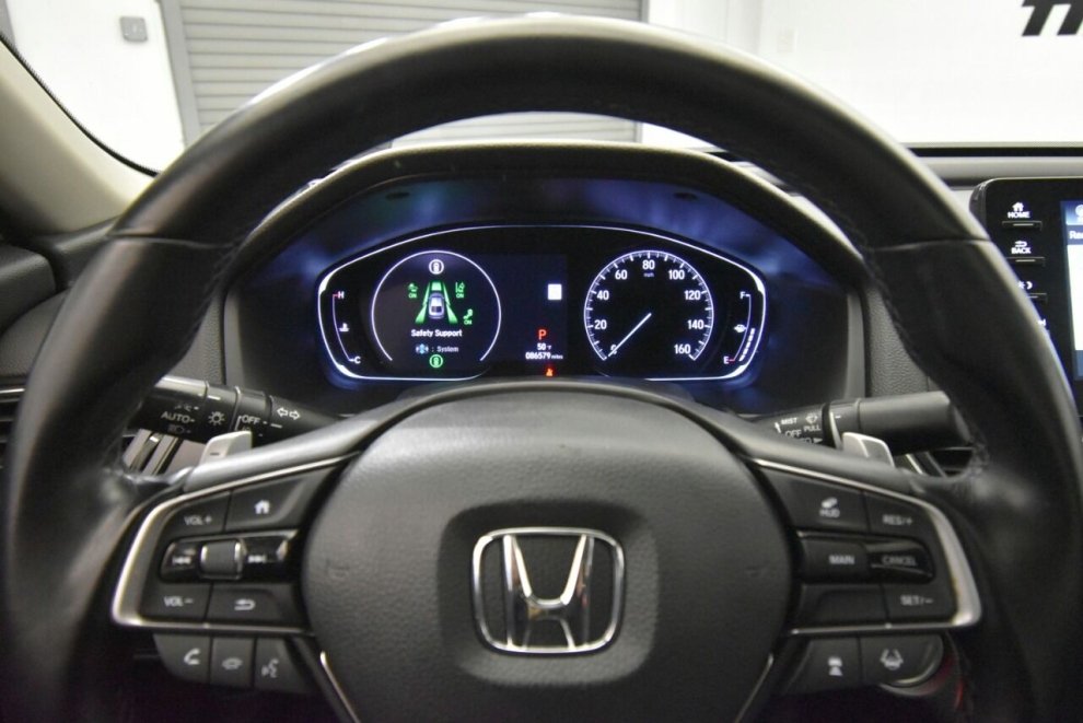 2020 Honda Accord Touring 4dr Sedan, Silver, Mileage: 86,547 - photo 30
