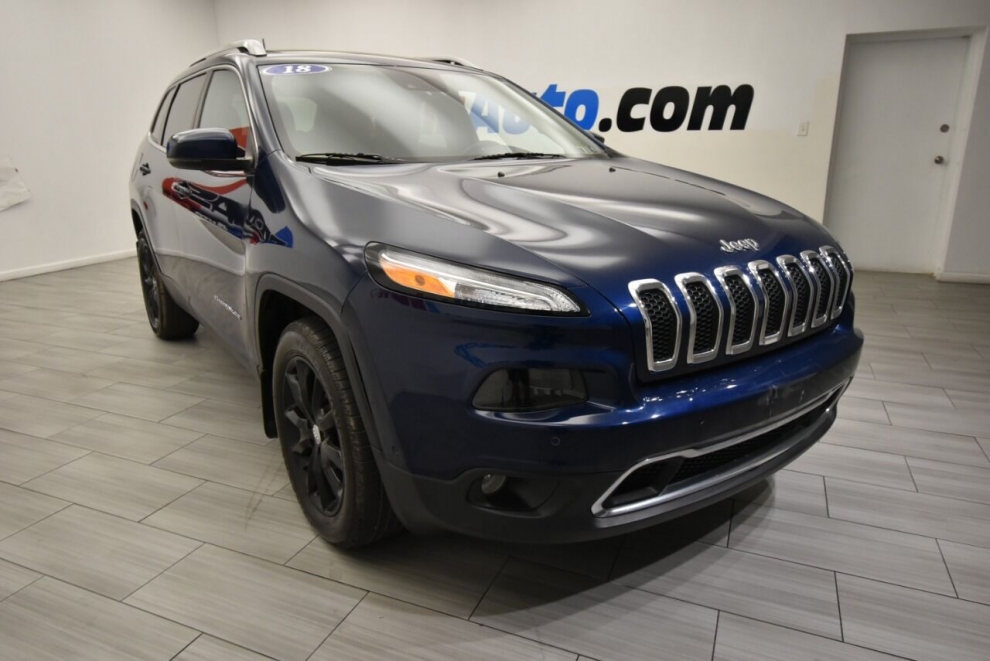 2018 Jeep Cherokee Limited 4x4 4dr SUV, Blue, Mileage: 46,409 - photo 7