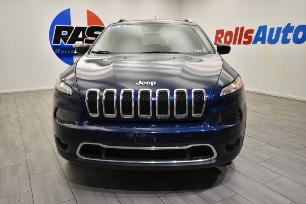 2018 Jeep Cherokee Limited 4x4 4dr SUV, Blue, Mileage: 46,409 - photo 8