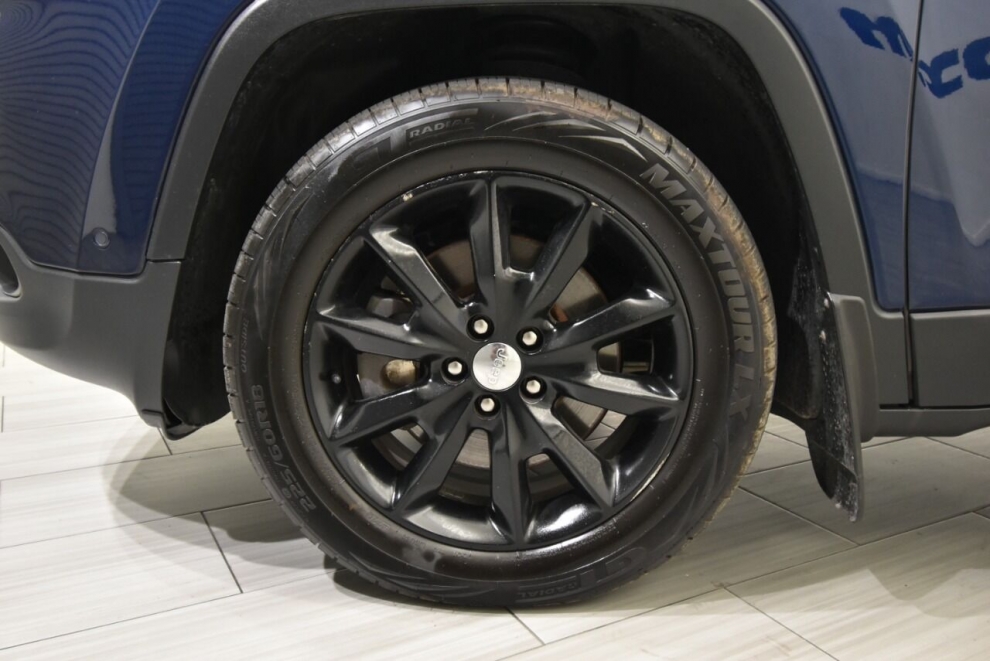 2018 Jeep Cherokee Limited 4x4 4dr SUV, Blue, Mileage: 46,409 - photo 10