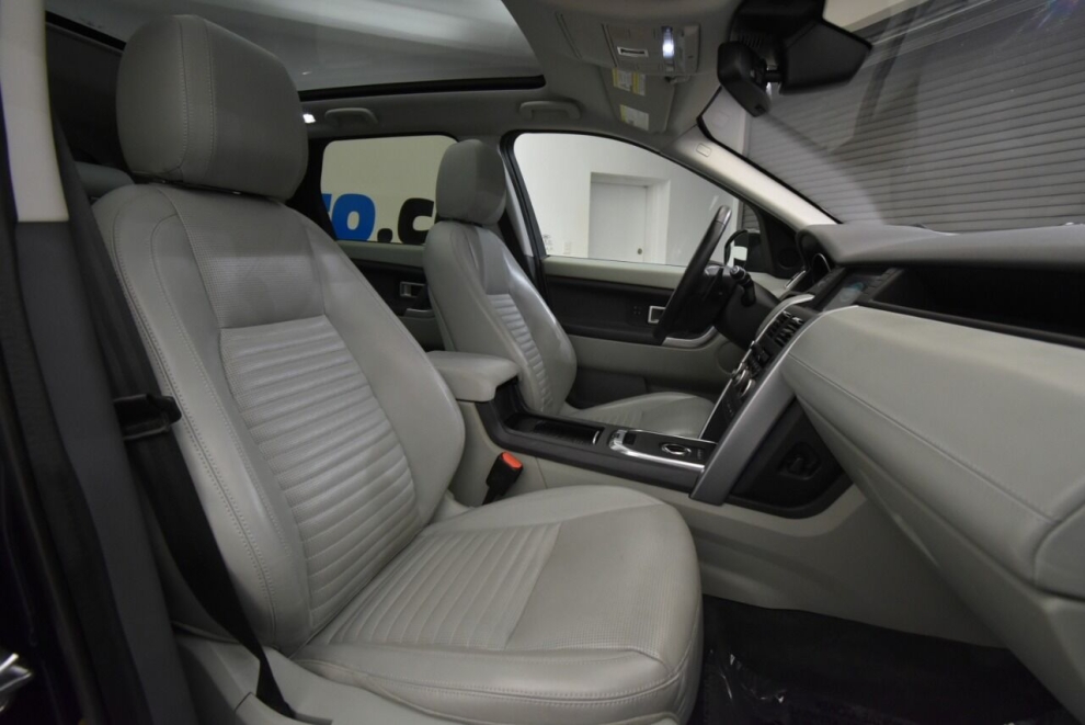 2019 Land Rover Discovery Sport HSE Luxury AWD 4dr SUV, Blue, Mileage: 28,012 - photo 19