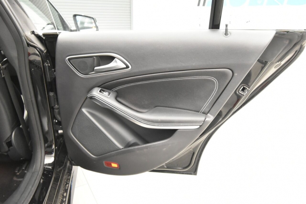 2015 Mercedes-Benz CLA CLA 250 4MATIC AWD 4dr Sedan, Black, Mileage: 62,897 - photo 22
