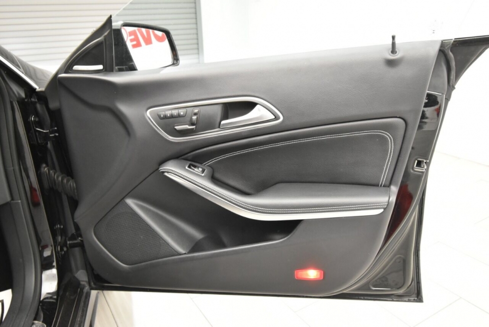 2015 Mercedes-Benz CLA CLA 250 4MATIC AWD 4dr Sedan, Black, Mileage: 62,897 - photo 25