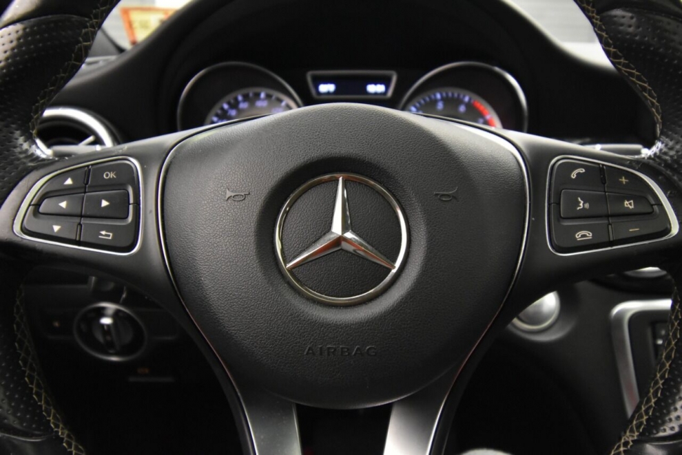 2015 Mercedes-Benz CLA CLA 250 4MATIC AWD 4dr Sedan, Black, Mileage: 62,897 - photo 26