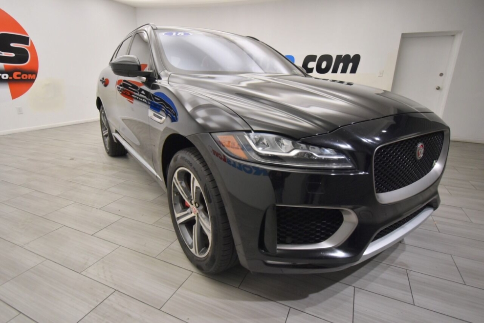 2018 Jaguar F-PACE S AWD 4dr SUV, Black, Mileage: 86,651 - photo 7