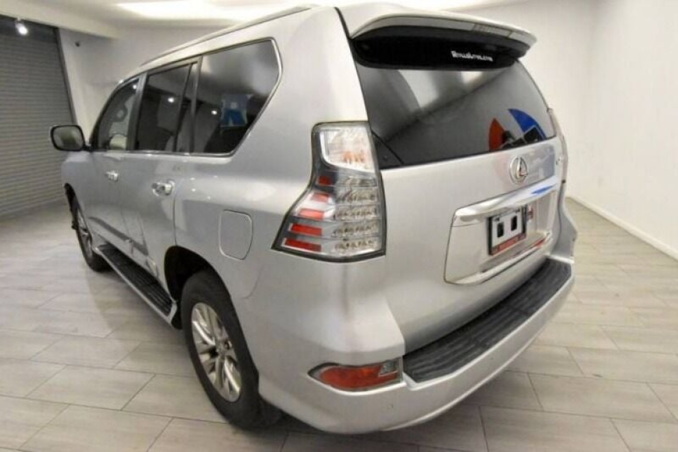 2015 Lexus GX 460 Luxury AWD 4dr SUV, Silver, Mileage: 84,131 - photo 2
