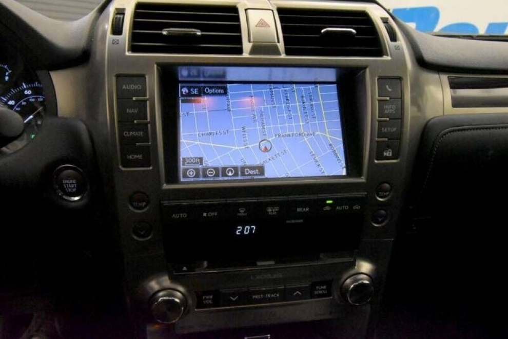 2015 Lexus GX 460 Luxury AWD 4dr SUV, Silver, Mileage: 84,131 - photo 30