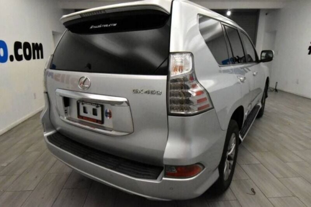 2015 Lexus GX 460 Luxury AWD 4dr SUV, Silver, Mileage: 84,131 - photo 4