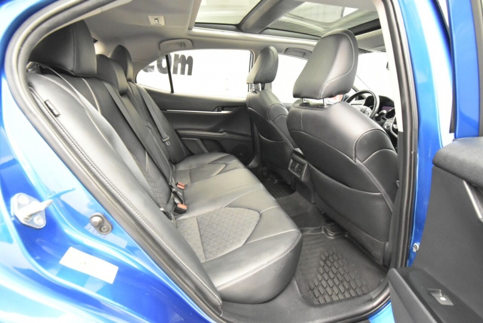 2019 Toyota Camry XSE 4dr Sedan, Blue, Mileage: 67,713 - photo 22