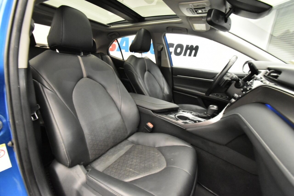 2019 Toyota Camry XSE 4dr Sedan, Blue, Mileage: 67,713 - photo 25