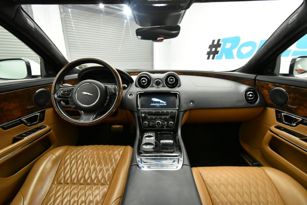 2019 Jaguar XJL Portfolio AWD 4dr Sedan, White, Mileage: 75,491 - photo 20