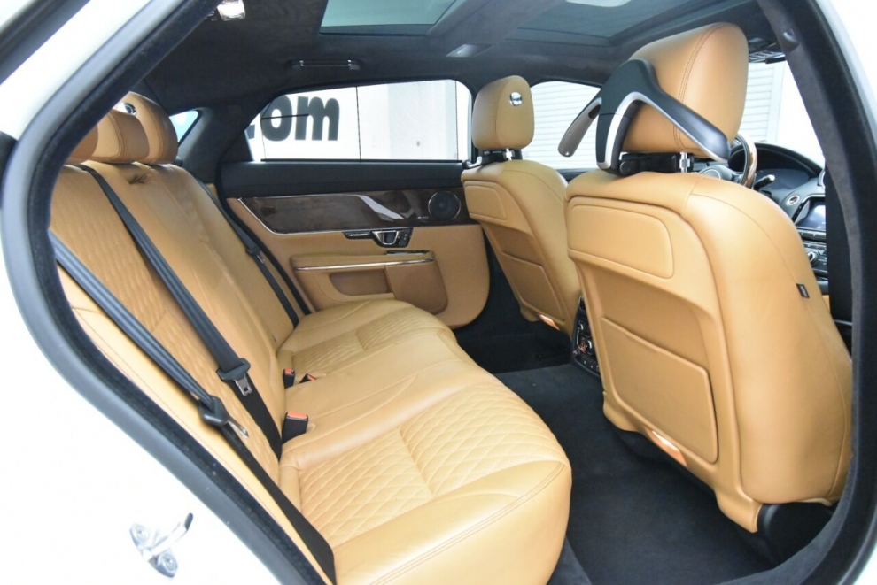 2019 Jaguar XJL Portfolio AWD 4dr Sedan, White, Mileage: 75,491 - photo 22