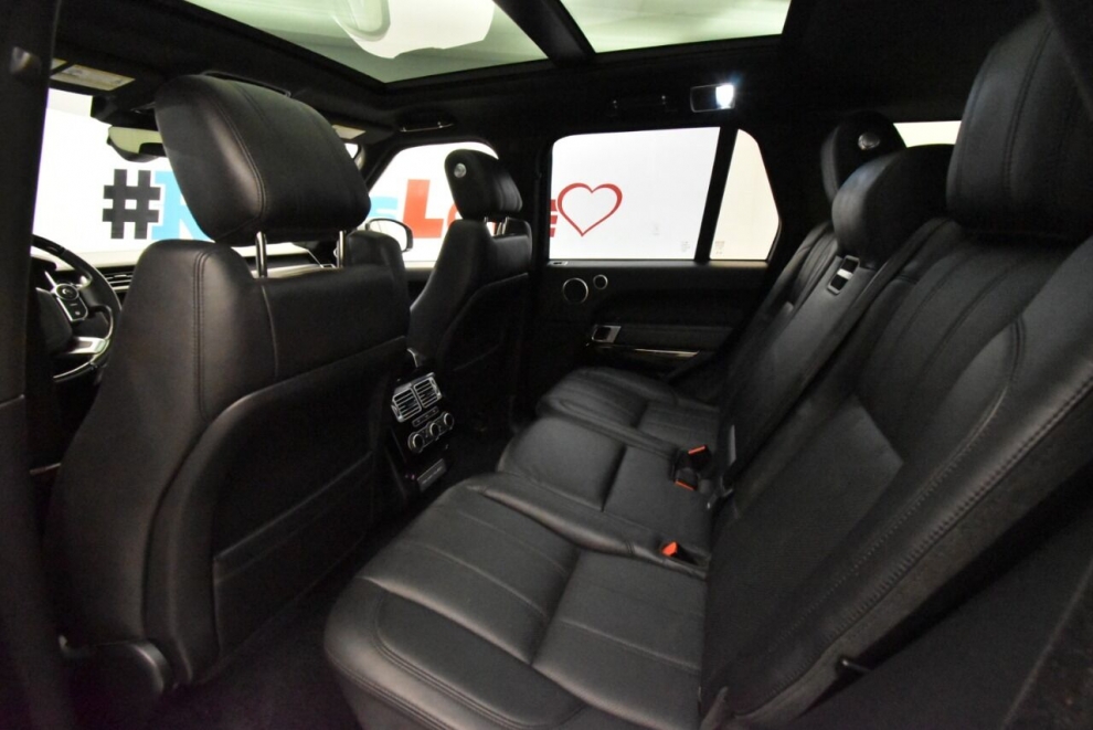 2017 Land Rover Range Rover HSE Td6 AWD 4dr SUV, Silver, Mileage: 76,495 - photo 19