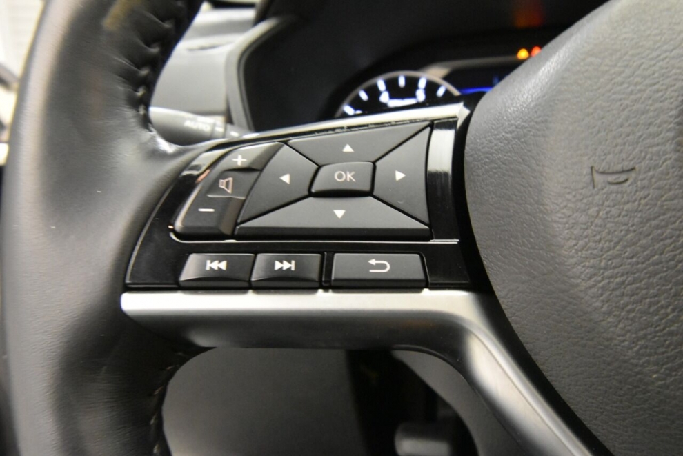 2020 Nissan Altima 2.5 Platinum AWD 4dr Sedan, White, Mileage: 34,866 - photo 18