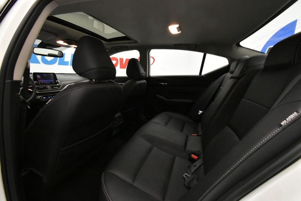 2020 Nissan Altima 2.5 Platinum AWD 4dr Sedan, White, Mileage: 34,866 - photo 26