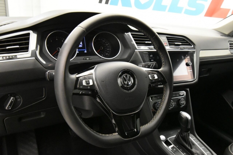 2021 Volkswagen Tiguan SE 4Motion AWD 4dr SUV, White, Mileage: 60,976 - photo 12