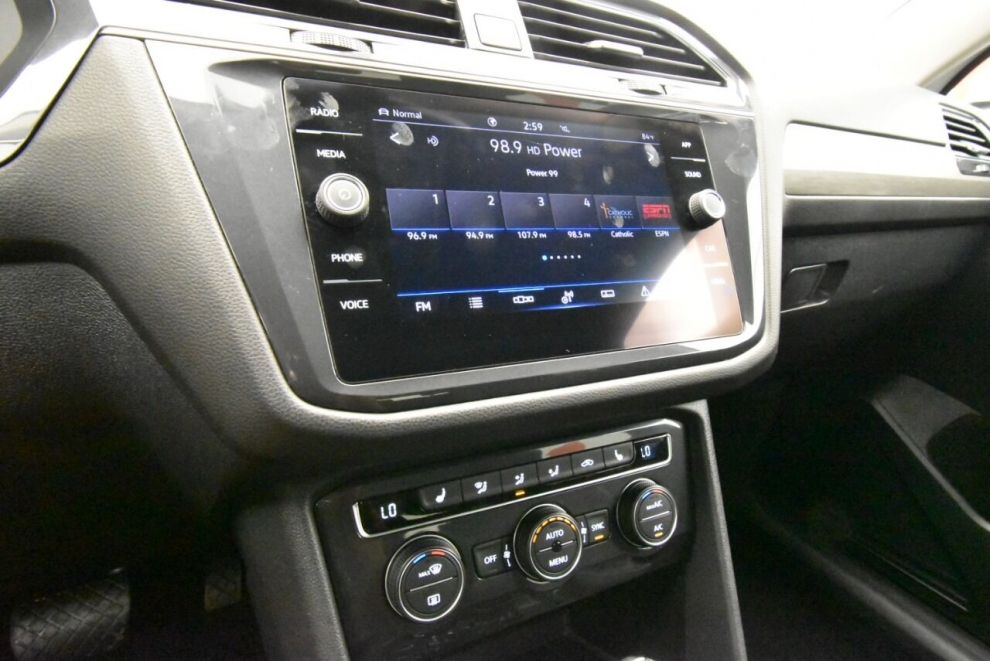 2021 Volkswagen Tiguan SE 4Motion AWD 4dr SUV, White, Mileage: 60,976 - photo 20