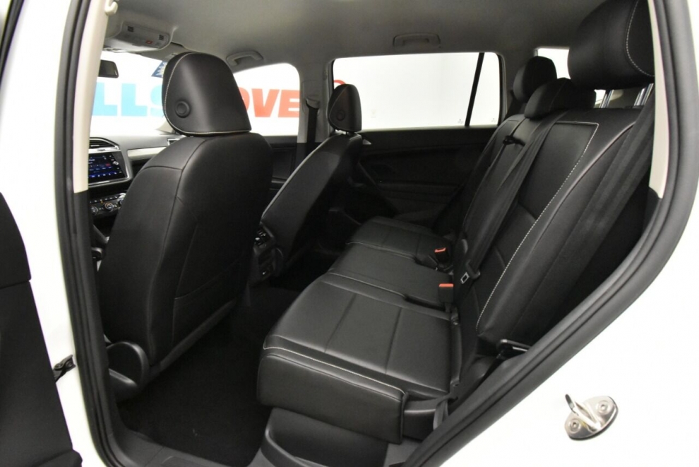 2021 Volkswagen Tiguan SE 4Motion AWD 4dr SUV, White, Mileage: 60,976 - photo 26