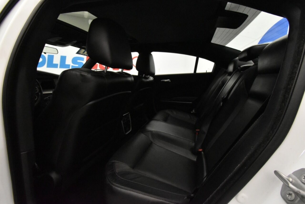 2021 Dodge Charger SXT 4dr Sedan, White, Mileage: 65,139 - photo 18