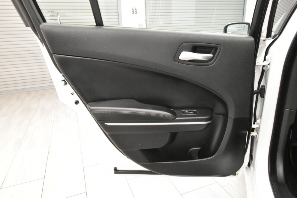 2021 Dodge Charger SXT 4dr Sedan, White, Mileage: 65,139 - photo 19