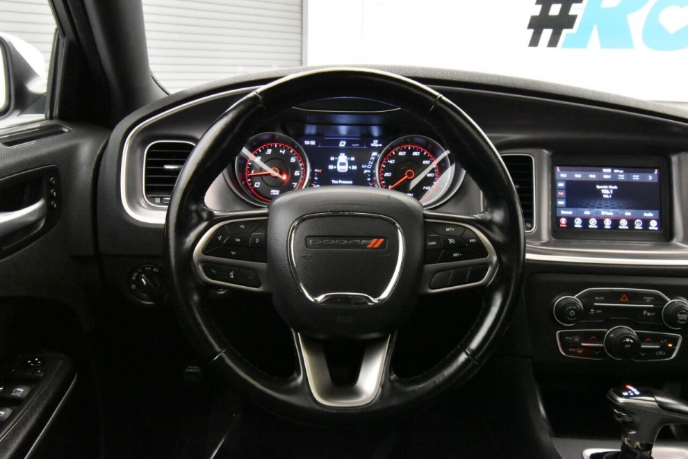 2021 Dodge Charger SXT 4dr Sedan, White, Mileage: 65,139 - photo 26