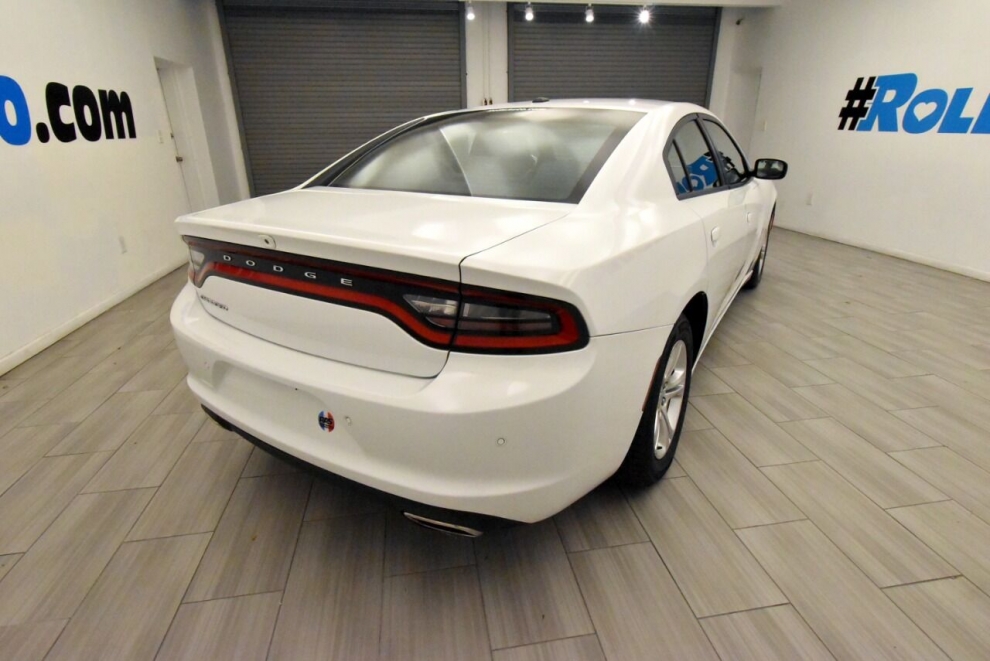 2021 Dodge Charger SXT 4dr Sedan, White, Mileage: 65,139 - photo 4