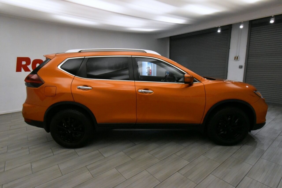 2020 Nissan Rogue SV AWD 4dr Crossover, Orange, Mileage: 60,443 - photo 6