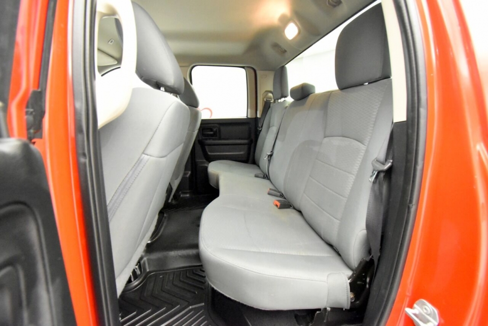 2017 RAM 1500 Express 4x4 4dr Quad Cab 6.3 ft. SB Pickup, Red, Mileage: 80,611 - photo 20