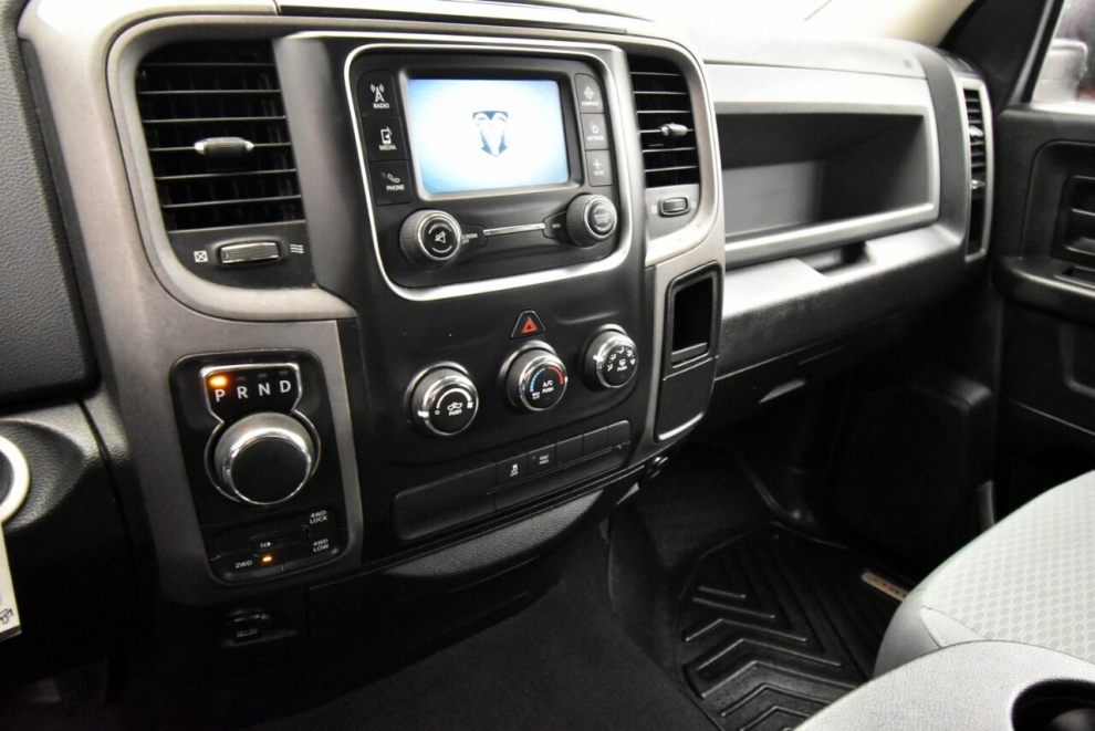 2017 RAM 1500 Express 4x4 4dr Quad Cab 6.3 ft. SB Pickup, Red, Mileage: 80,611 - photo 29