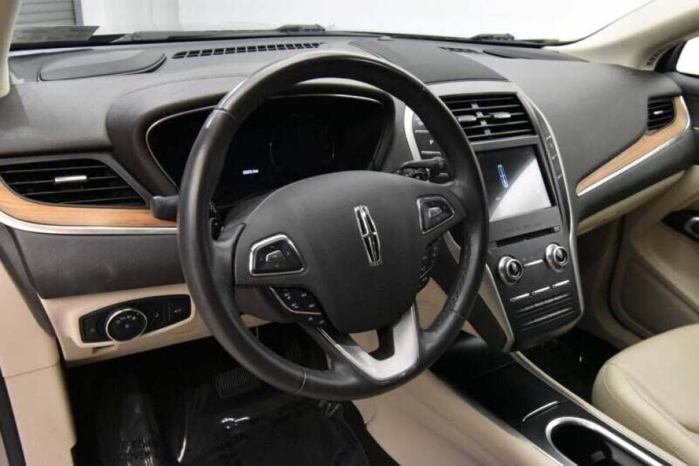 2019 Lincoln MKC Select AWD 4dr SUV, Brown, Mileage: 59,248 - photo 12
