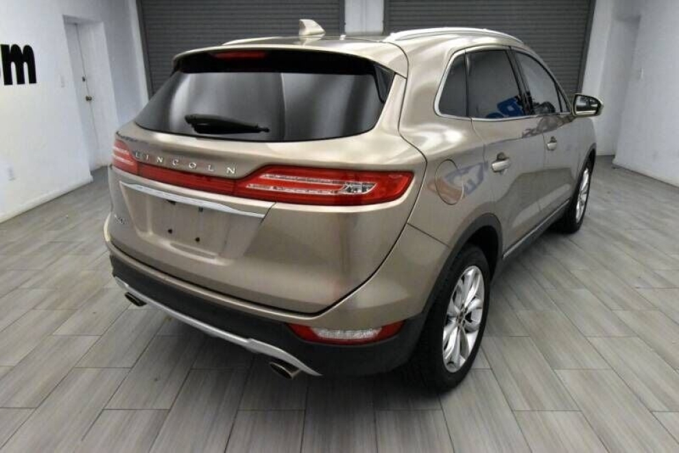 2019 Lincoln MKC Select AWD 4dr SUV, Brown, Mileage: 59,248 - photo 4