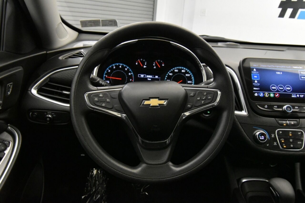 2021 Chevrolet Malibu LT 4dr Sedan, Red, Mileage: 60,451 - photo 25