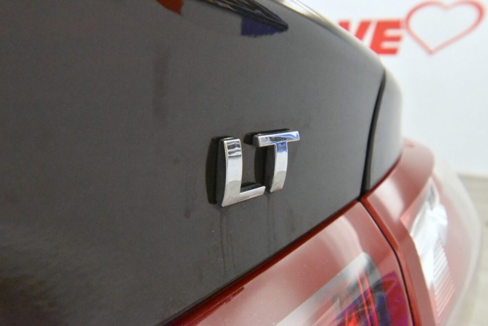 2021 Chevrolet Malibu LT 4dr Sedan, Red, Mileage: 60,451 - photo 34