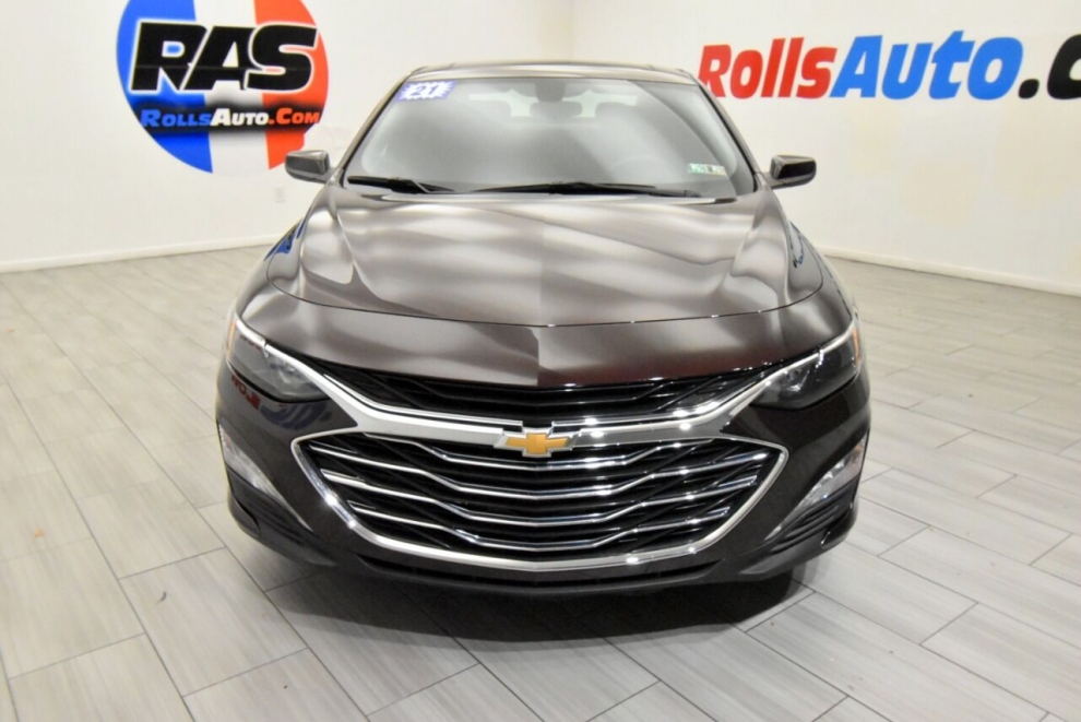 2021 Chevrolet Malibu LT 4dr Sedan, Red, Mileage: 60,451 - photo 8