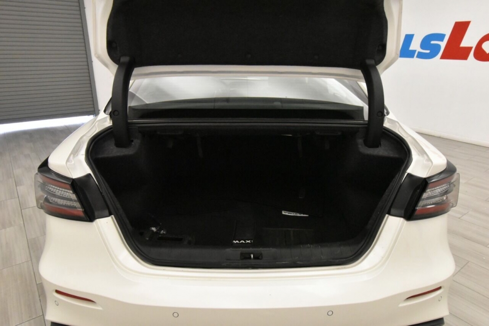 2020 Nissan Maxima 3.5 SR 4dr Sedan, White, Mileage: 41,345 - photo 21