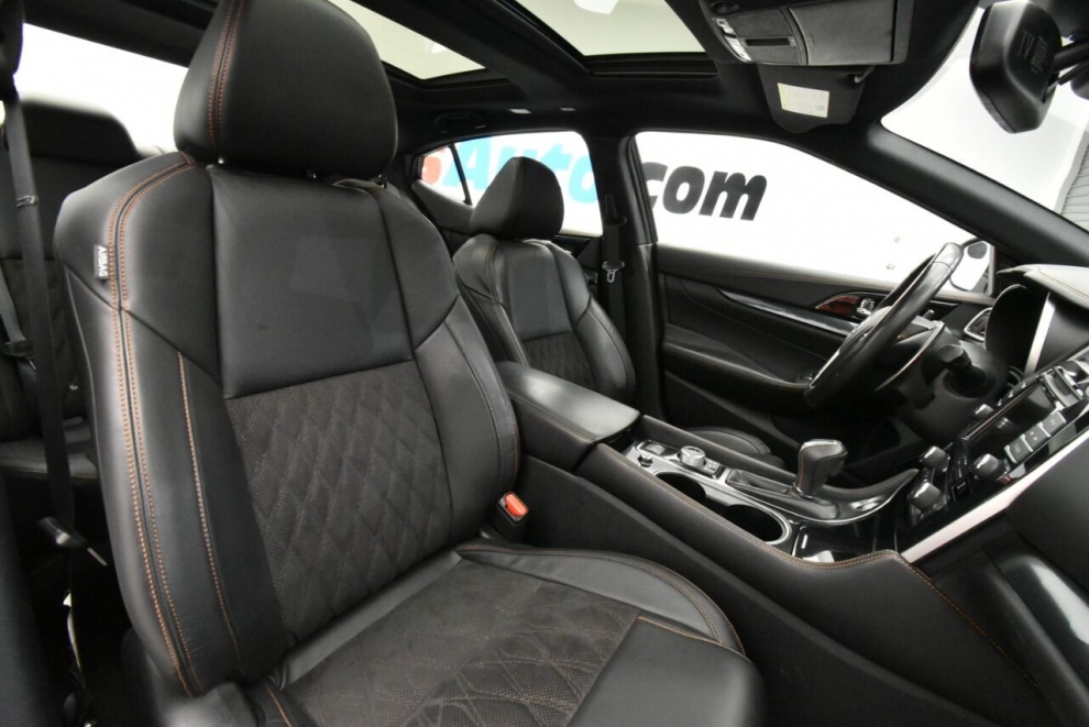 2020 Nissan Maxima 3.5 SR 4dr Sedan, White, Mileage: 41,345 - photo 25
