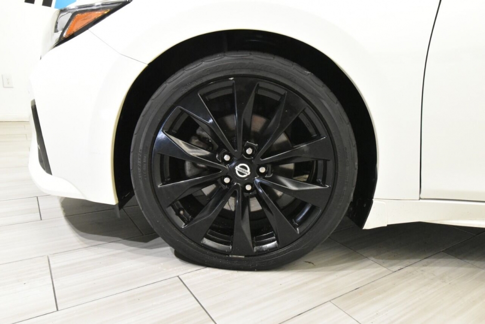 2020 Nissan Maxima 3.5 SR 4dr Sedan, White, Mileage: 41,345 - photo 10