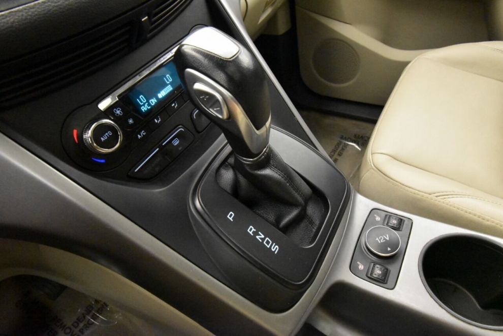 2014 Ford Escape SE AWD 4dr SUV, White, Mileage: 88,262 - photo 31