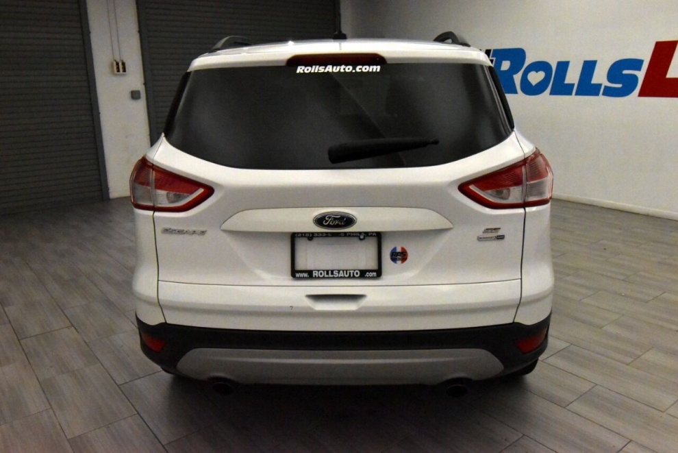 2014 Ford Escape SE AWD 4dr SUV, White, Mileage: 88,262 - photo 3