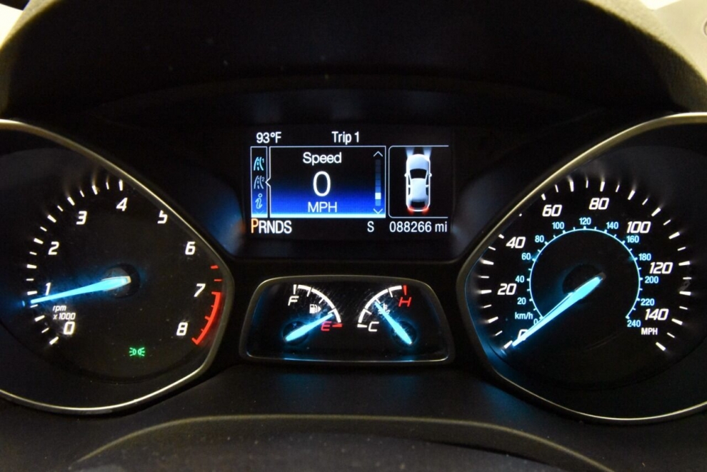 2014 Ford Escape SE AWD 4dr SUV, White, Mileage: 88,262 - photo 34