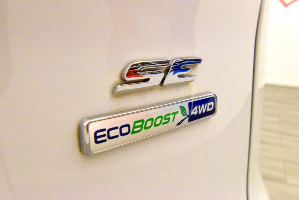 2014 Ford Escape SE AWD 4dr SUV, White, Mileage: 88,262 - photo 36