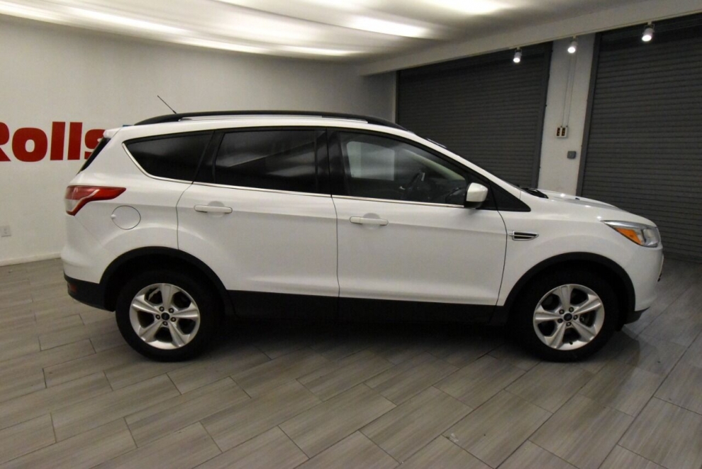 2014 Ford Escape SE AWD 4dr SUV, White, Mileage: 88,262 - photo 6
